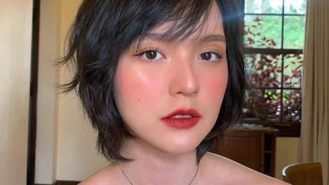 Sự thật về bộ ảnh nude đang gây tranh luận của Hải Tú Báo điện tử