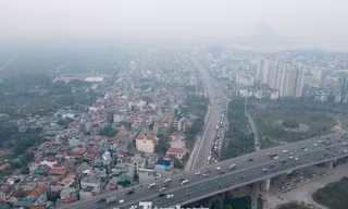 Bộ Chính trị yêu cầu xử lý ô nhiễm không khí Hà Nội, TPHCM