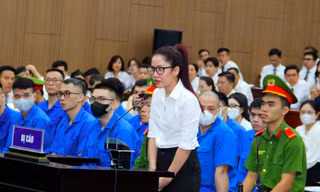 Nhóm đồng phạm của Mr Pips và Mr Hunter.
