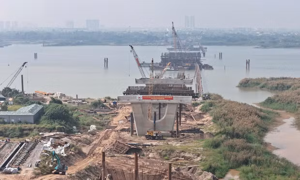 Hình hài cầu Thượng Cát sau một năm khởi công