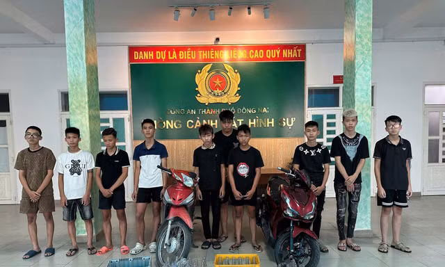 Triệu tập nhóm 'quái xế' mang hung khí, khiêu khích cảnh sát tuần tra ở Đồng Nai 
