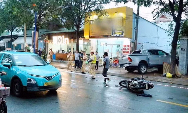 Khởi tố vụ xe bán tải gây tai nạn liên hoàn khiến một xế xe ôm tử vong 