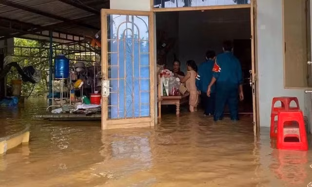 Mưa lớn kéo dài, nhiều khu vực ở TP. Đồng Nai ngập sâu