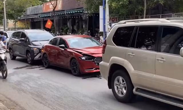 Tai nạn giao thông liên hoàn