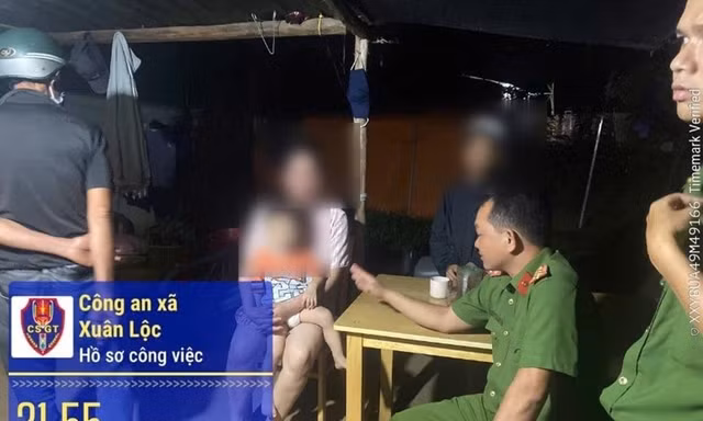 Công an Đồng Nai ngăn chặn người phụ nữ dắt theo 3 trẻ nhỏ định nhảy cầu tự tử