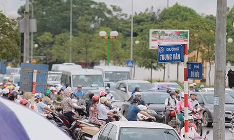 Hà Nội: Cấm ô tô đi thẳng từ Trung Thư sang Trung Văn trong giờ cao điểm