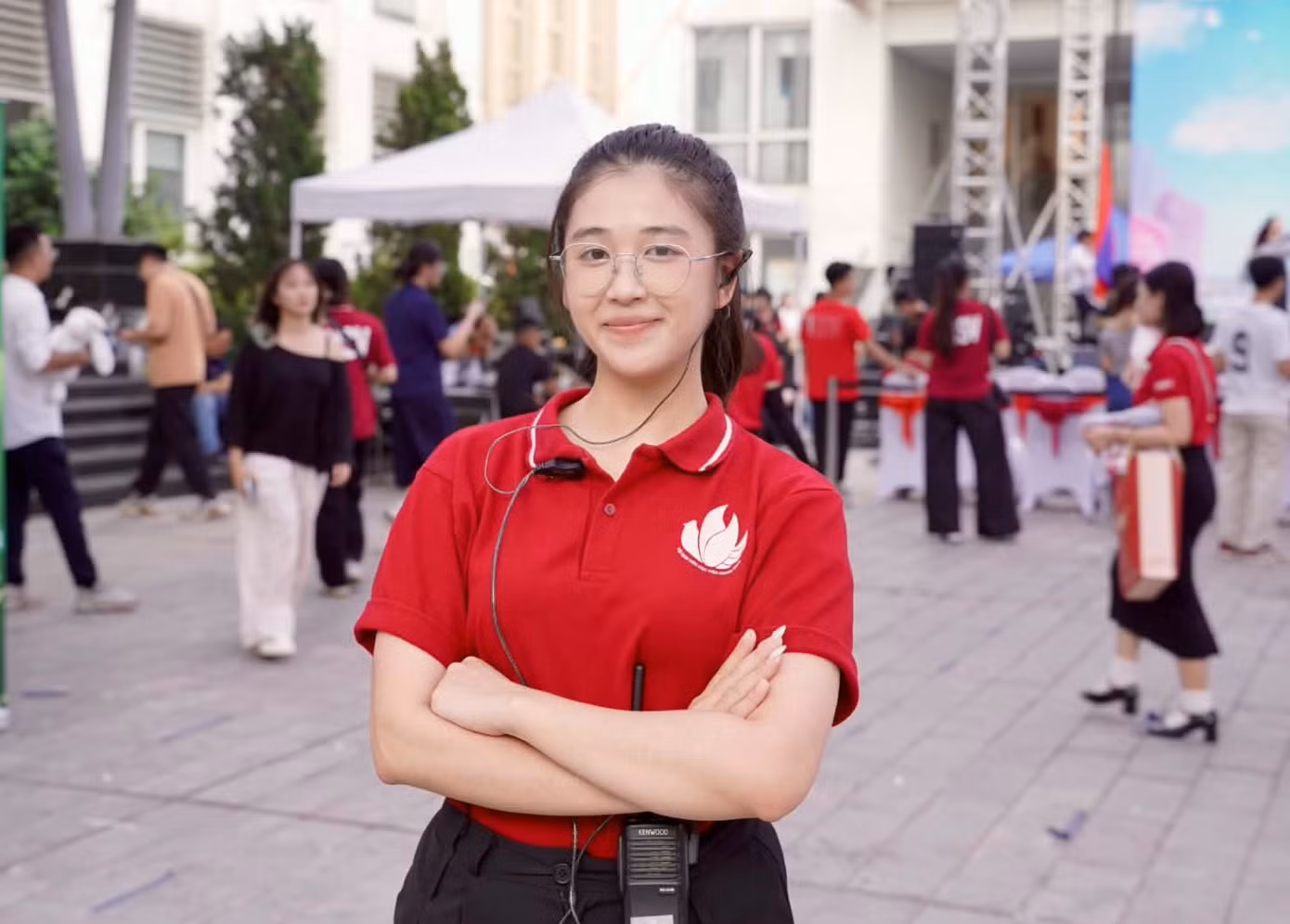 anh-6-nguyen-khanh-huyen-truong-ban-to-chuc-dav-club-fest-2026-mong-muon-xay-dung-moi-truong-hoat-dong-sinh-vien-tich-cuc-da-dang-va-sang-tao-giup-sinh-vien-mo-rong-ket-noi-co-them-trai-nghiem-moi-va-ren-lu.jpg