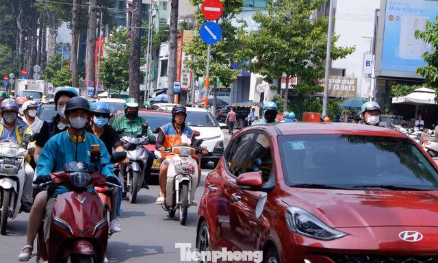 Con đường đông bậc nhất TPHCM sắp lưu thông một chiều