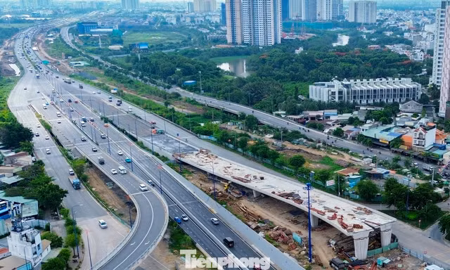 Toàn cảnh nút giao hơn 3.400 tỷ đồng ở TPHCM đang vướng mặt bằng