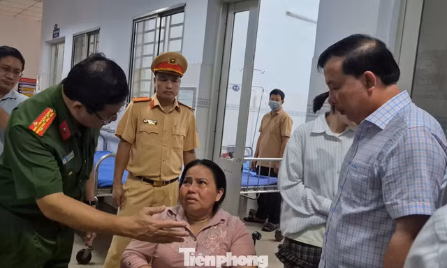 Danh tính 7 người tử vong, có 3 trẻ em trong vụ cháy xe khách trên quốc lộ 1 ở Đồng Nai