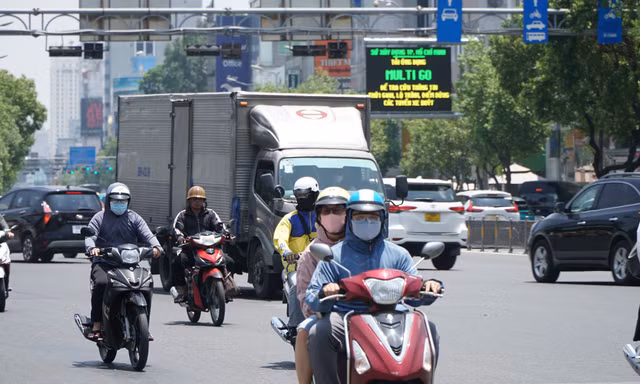 Nam Bộ bước vào cao điểm nắng nóng, miền Đông có nơi 39°C