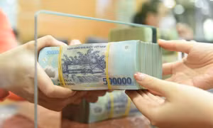 Cách nào ‘hạ nhiệt’ lãi suất?