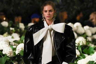 Nâng gu thẩm mỹ thời trang với 4 gợi ý từ các sàn diễn Xuân Hè