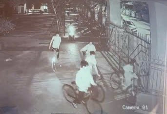 Phát hiện hiệu phó và giáo viên tổ chức dạy thêm trái phép vào buổi tối tại  trường | Báo điện tử Tiền Phong