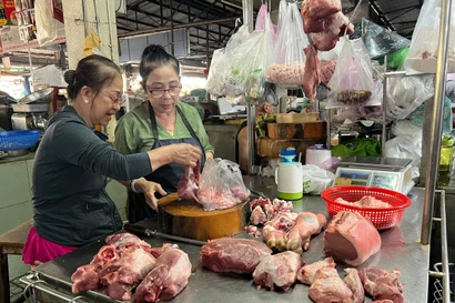 Cuối năm, thịt heo lại tăng 'nóng’