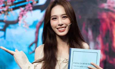 Hoa hậu, á hậu diễn chương trình đêm Giao thừa