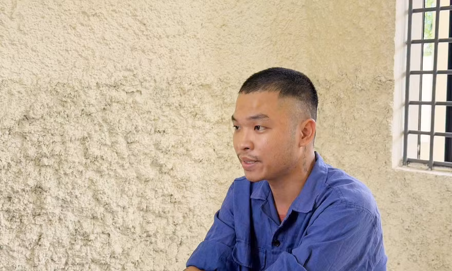 Khánh Sky tại Cơ quan Công an.