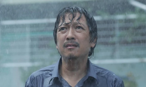 Trường Giang khóc 'lụt phim'