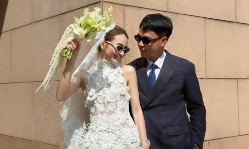 Ảnh cưới của MC Huyền Trang với cầu thủ Đức Huy