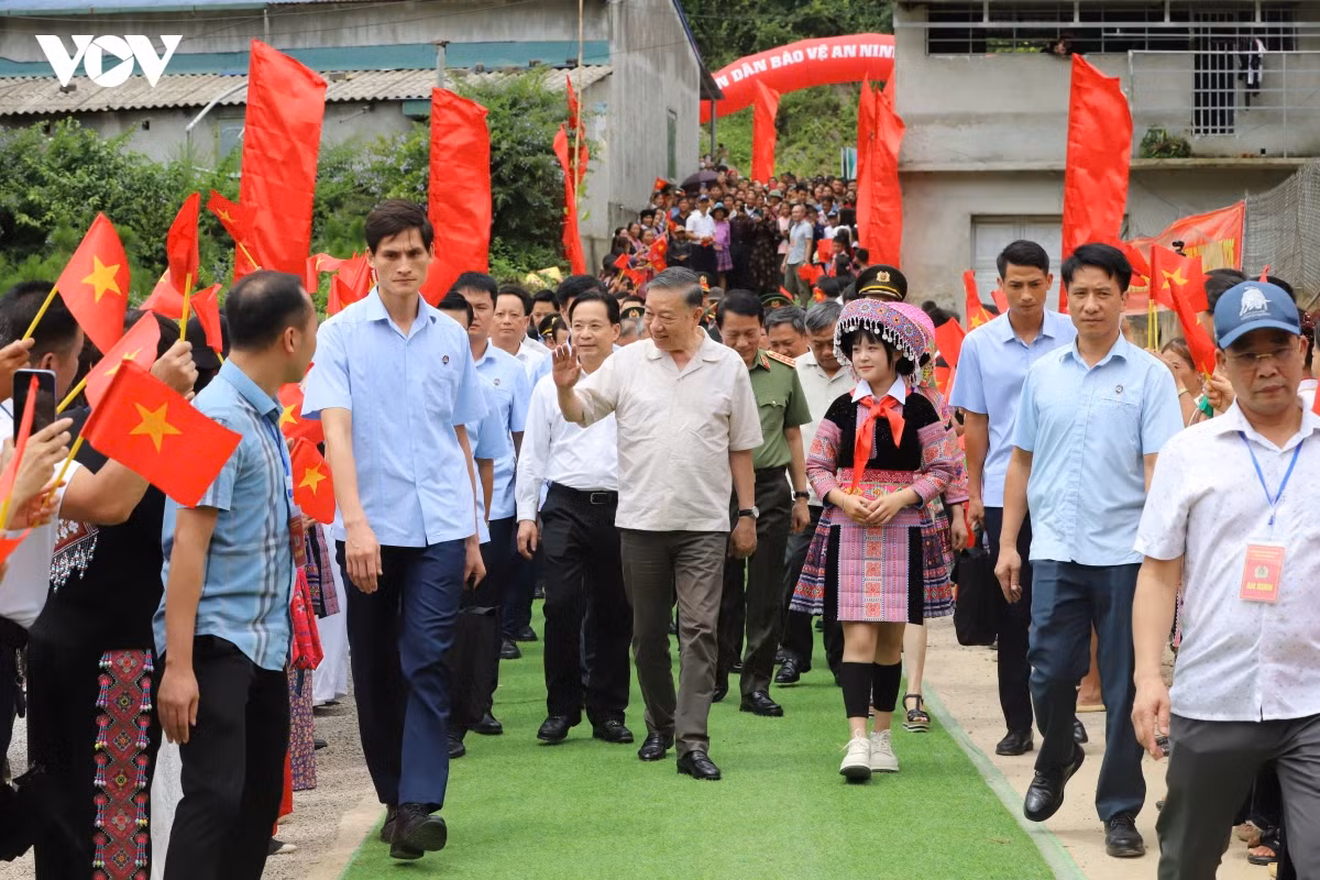 tong-bi-thu-3-2.jpg