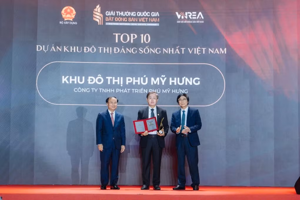 cu-dup-giai-thuong-quoc-gia-va-qua-ngot-tu-triet-ly-do-thi-vi-nhan-sinh-cua-phu-my-hung-1.jpg