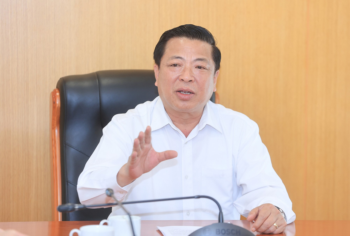 وزير البناء تران هونغ مينه. تصوير: تا هاي. bo-truong-bo-xay-dung-tran-hong-minh-5.png