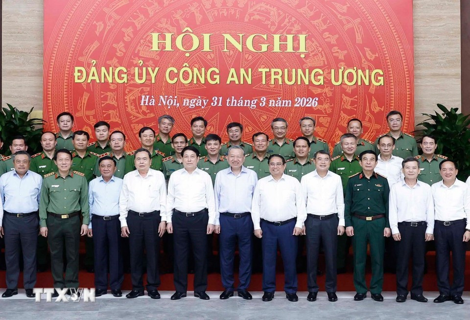tong-bi-thu-to-lam-du-hoi-nghi-dang-uy-cong-an-trung-uong-1.jpg