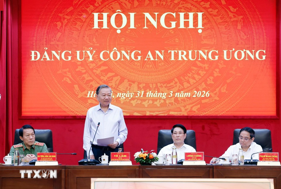 tong-bi-thu-to-lam-du-hoi-nghi-dang-uy-cong-an-trung-uong-4.jpg