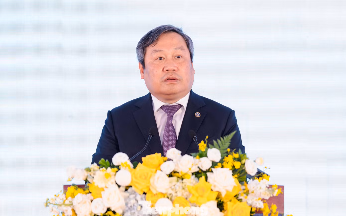 tp-chu-tich-ubnd-ha-noi-vu-dai-thang.png