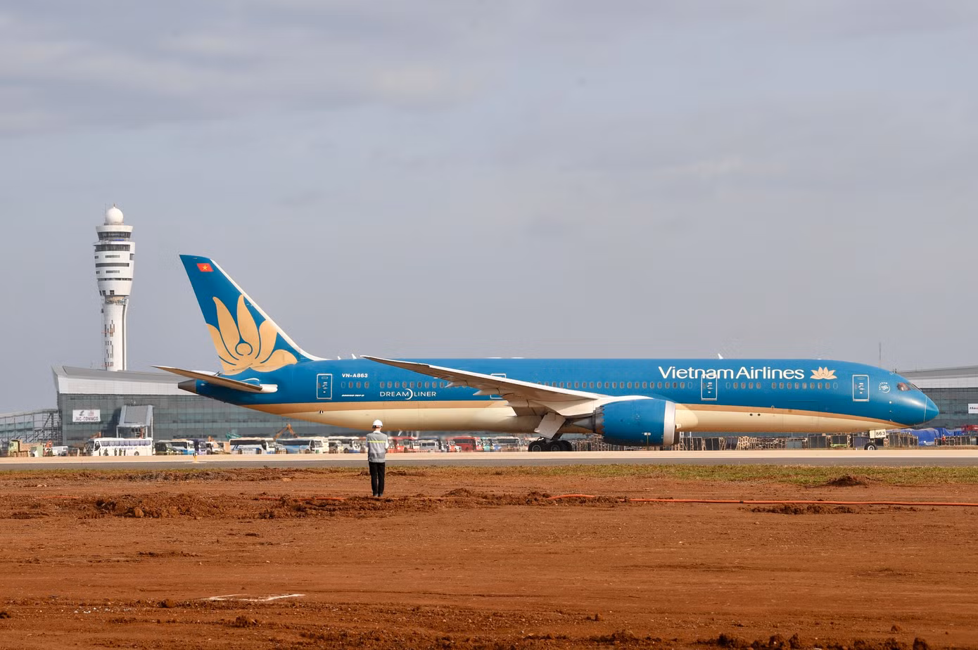 vha-8380.jpg