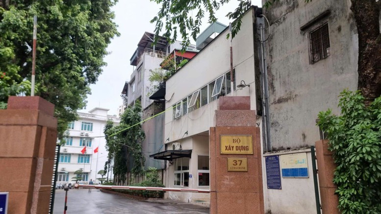 bo-xay-dung-dieu-chuyen-tru-so-37-le-dai-hanh-sang-bo-cong-an-quan-ly-2.jpg