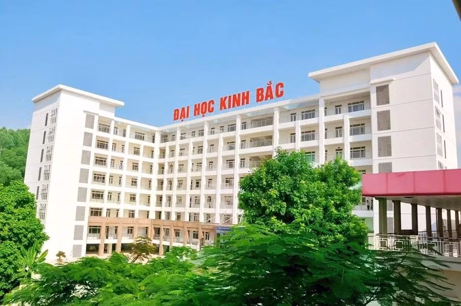 truong-dh-kinh-bac.jpg