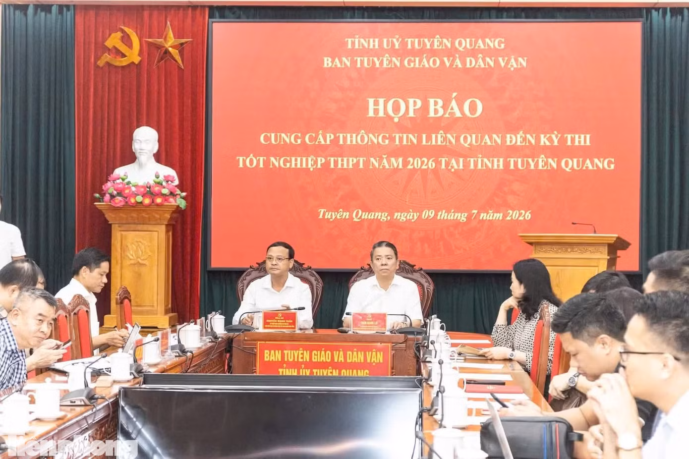 Quang cảnh họp báo chiều nay do Ban Tuyên giáo và Dân vận Tuyên Quang tổ chức. Ảnh: Thành Đạt