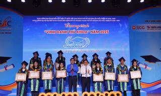 Hội Sinh viên TP. HCM vinh danh 88 thủ khoa năm 2025