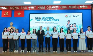 Trao 100 suất học bổng ‘SCG Sharing The Dream' năm 2025 cho sinh viên khu vực phía Nam