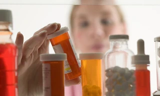 Những loại thuốc cần phải có trong mọi gia đình ngày Tết