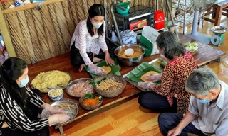 Coi chừng nhập viện vì 'đặc sản nhà làm' ngày Tết