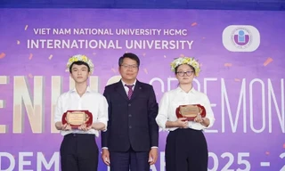 Nam sinh thủ khoa ‘kép’ và bí quyết học tập khác biệt