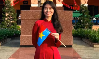 Bạn trẻ TP. HCM háo hức ‘săn’ tour ra Hà Nội xem diễu binh A80