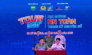 ‘Biệt đội 360’: Tạo lá chắn an toàn cho học sinh, sinh viên TP. HCM trên không gian số