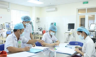 Người bệnh đang mất niềm tin vào y tế truyền thống