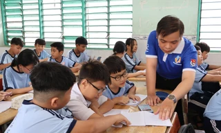 Lớp học Hè vui nhộn của những sinh viên ‘Gia sư áo xanh’