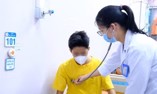 Nam thanh niên sốt cao, suy kiệt vì nhiễm xoắn khuẩn từ động vật hoang dại