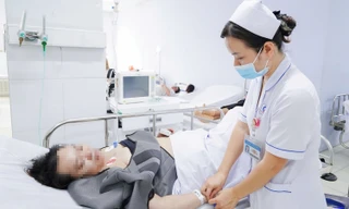 Bài toán nào để phục vụ y tế cho hàng chục triệu người tại siêu đô thị TP.HCM?