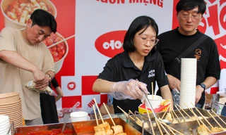 Bạn trẻ hào hứng tham gia Ngày hội Văn hóa Hữu Nghị Việt-Hàn 