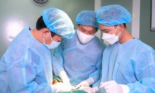 Tiêm tan mỡ nọng cằm: Trào lưu làm đẹp nguy cơ gây biến chứng khủng khiếp