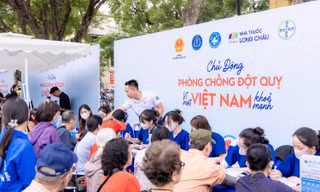 Ngăn chặn vấn nạn 'bà hàng xóm' chữa bệnh thay bác sĩ