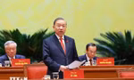 Các lãnh đạo Đảng và Nhà nước bỏ phiếu bầu Ban Chấp hành Trung ương khóa XIV.