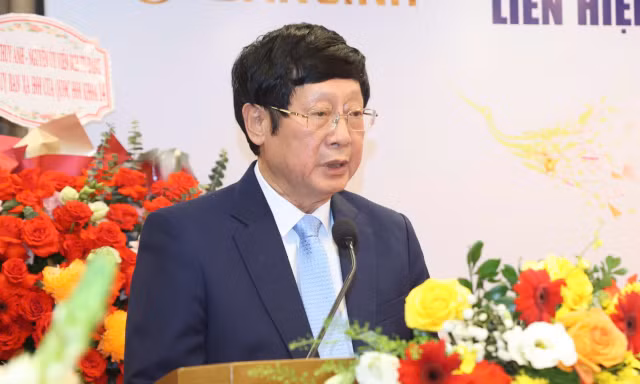Phát huy vai trò 'địa chỉ đỏ' trong tư vấn và phản biện xã hội