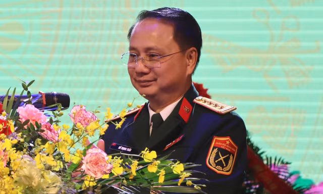 Bổ nhiệm giám đốc, 101 nhân sự phục vụ dàn nhạc giao hưởng quân đội